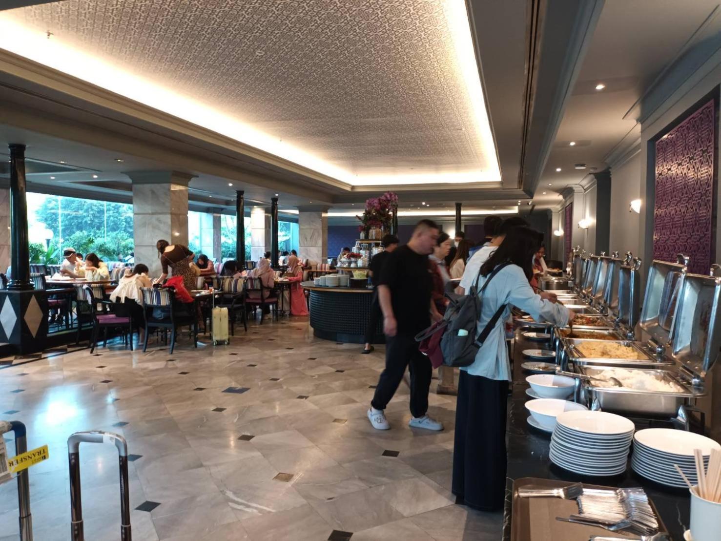 Witz Bangkok Ramkhamhaeng Hotel Exterior foto