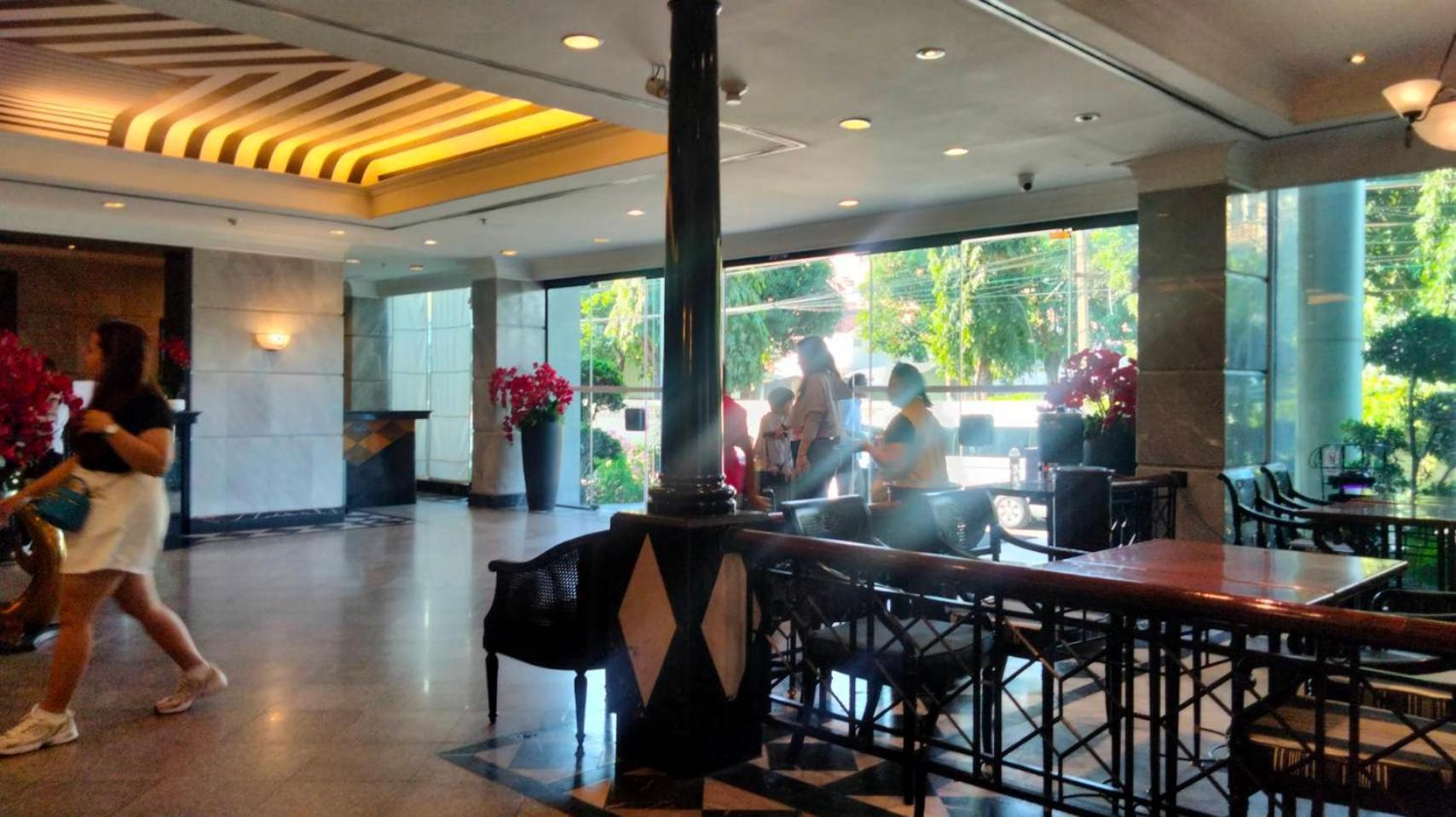 Witz Bangkok Ramkhamhaeng Hotel Exterior foto