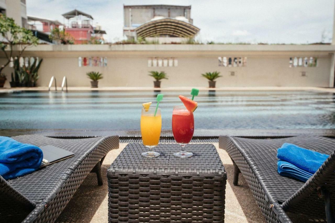 Witz Bangkok Ramkhamhaeng Hotel Exterior foto